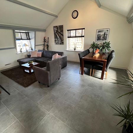 Appartement Warmond ภายนอก รูปภาพ